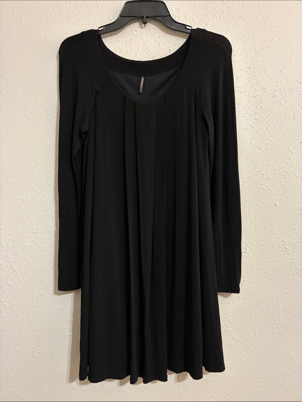 Badgley Mischka Black Long-Sleeve Pleated A-Line Dress